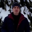 Одинок, 44 года