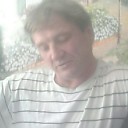 Валодя, 64 года